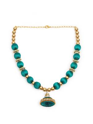 Green collar-necklace 2