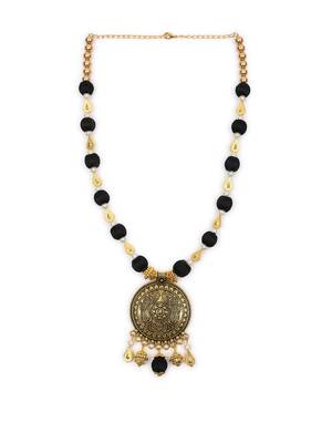 Black designer-jewellery 2