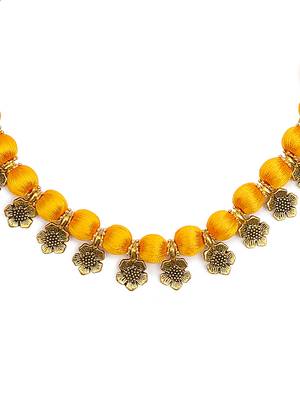 Gold collar-necklace 3