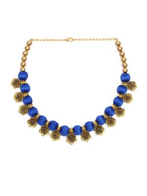 Blue collar-necklace 2