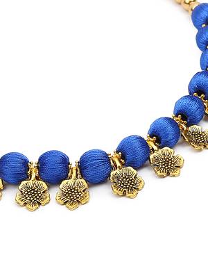 Blue collar-necklace 4