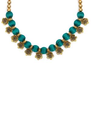Green collar-necklace 1