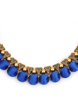 Blue collar-necklace 3