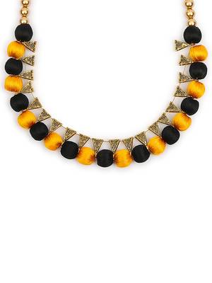 Black collar-necklace 1