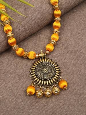 Gold designer-jewellery 1