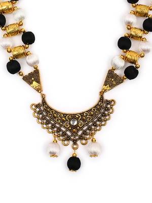 Black designer-jewellery 4