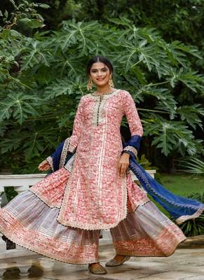 Pink & White Sharara Set with Potli 3