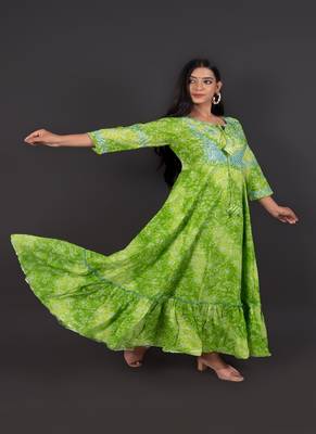 Green Anarkhali Bandej Print With Duppata 3