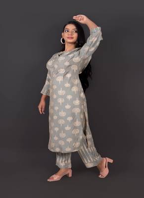Muslin Kurta Zari Work With Pant 3