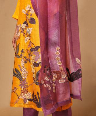 Linen Embroidered Purple Kurta Sets 3