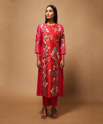 Linen Embroidered Red Kurta Sets 1