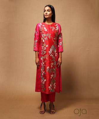Linen Embroidered Red Kurta Sets 2