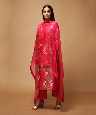 Linen Embroidered Red Kurta Sets 1