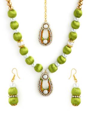 Green south-indian-jewellery 2