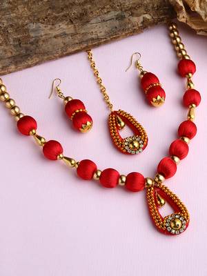 Red south-indian-jewellery 1