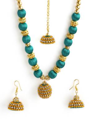 Green south-indian-jewellery 2