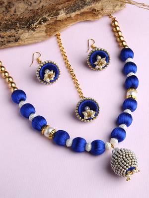Blue south-indian-jewellery 1