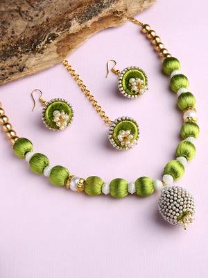 Green south-indian-jewellery 1