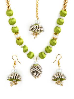 Green south-indian-jewellery 2