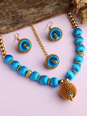 Blue south-indian-jewellery 1