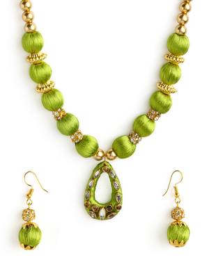 Green south-indian-jewellery 2