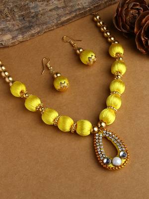 Yellow south-indian-jewellery 1
