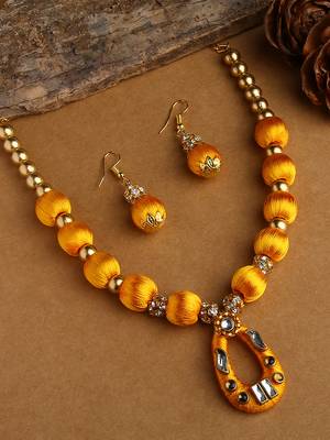 Gold south-indian-jewellery 1