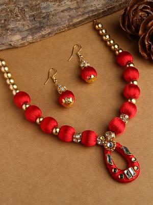 Red south-indian-jewellery 1