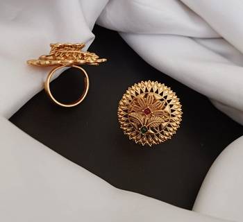 Gold rings 1