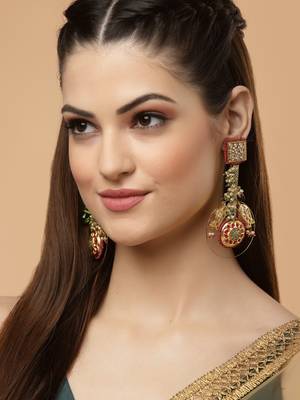 Red pearl earrings 1