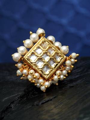 Gold pearl rings 2