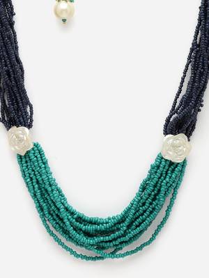 Blue pearl necklaces 4
