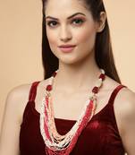 Red pearl necklaces