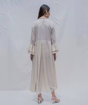 Front Pleated Dress With Bell Sleeves In Off-White 3