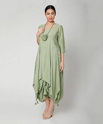 Nadia Dress In Light Green 1