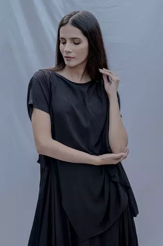 Jess Overlap Asymmetric Dress In Black