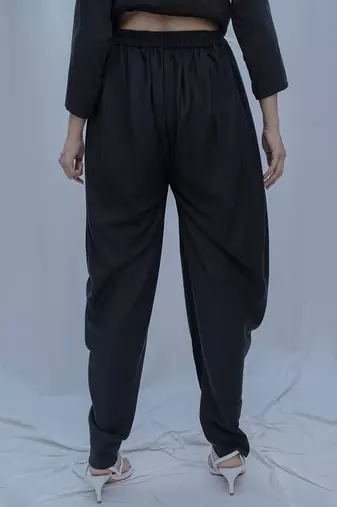 Hiva Tulip Pants In Black