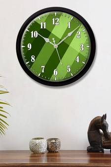Green Striped line Green Modern Stylish Wall Clock (Round 12 Inch Ticking Movement Black Frame(ClockBL2P266)