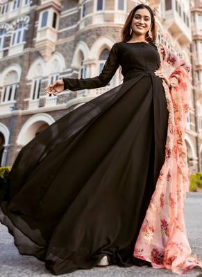 Black Faux Blooming Gown With Organza Dupatta 1