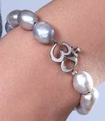 OM Single Diamond Pearl Bracelet