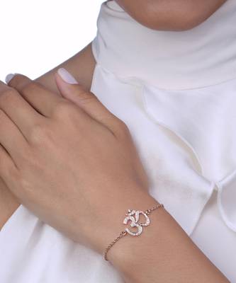 OM Diamond Chain Bracelet 1