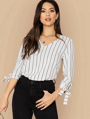 White printed twill crop-tops 1