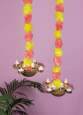 Hanging Peacock Uruli witn Garland Set of 6 4