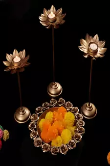Rose Urli With Detachable Set of 4