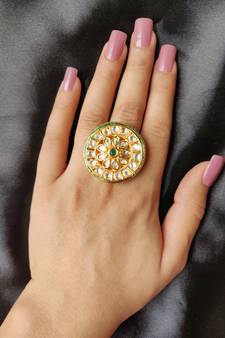 Kundan Ring