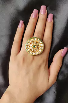Kundan Ring
