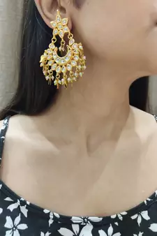 Nigaar Kundan Chandbali Earrings
