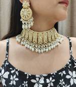 White Choker Set with Maangtika