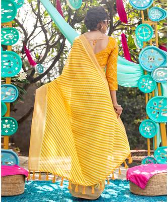 Yellow printed linen saree with blouse 4