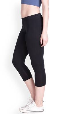  Lyra Black Plus Free Size Capri 3